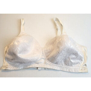 Playtex‎ Feel Beautiful White Floral Seamless Shaping Wire Free Bra Size 44DD